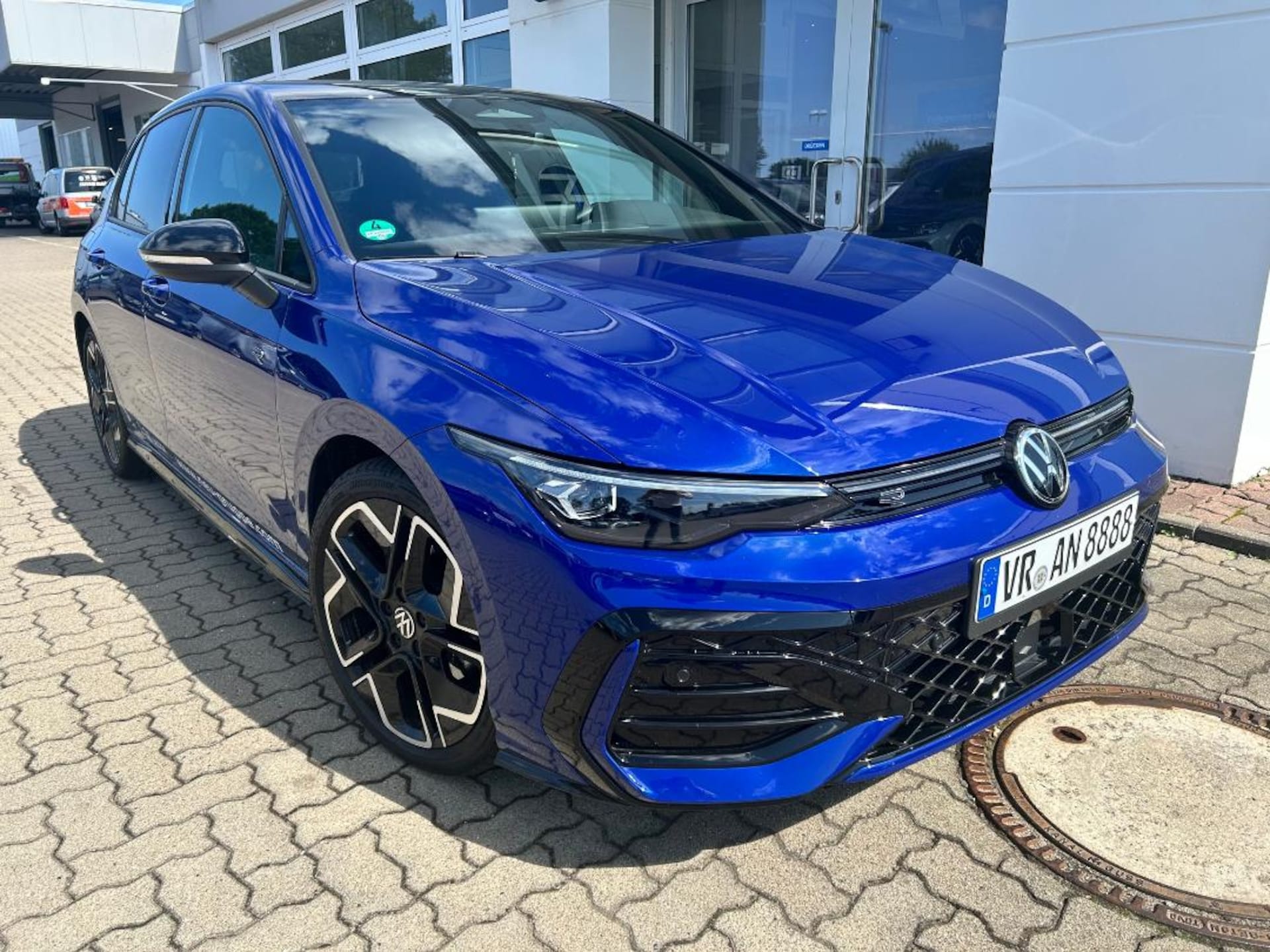 Volkswagen Golf R-Line