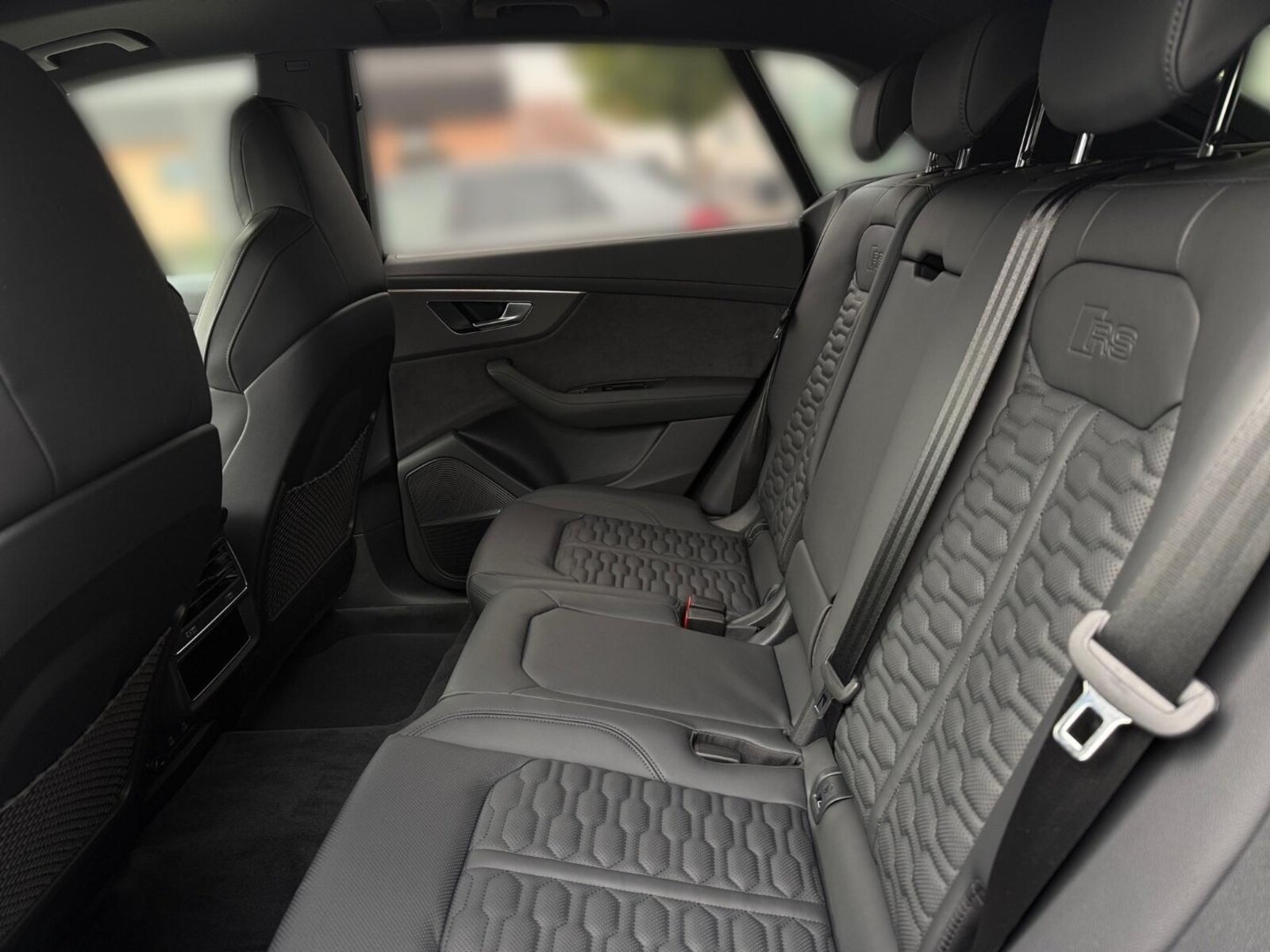 Audi RS Q8 – Bild 11