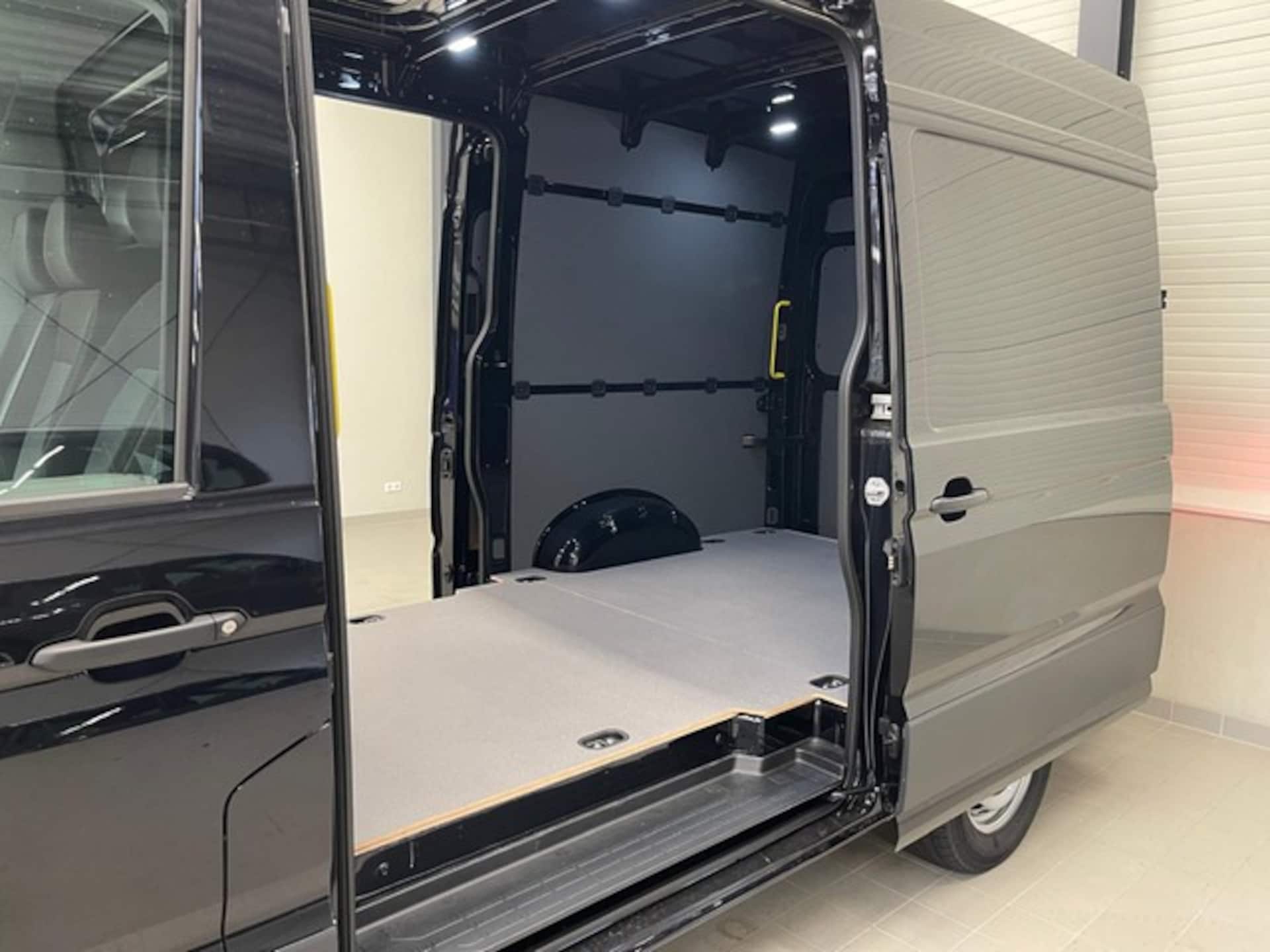 Volkswagen Crafter Kasten mittlerer Radstand