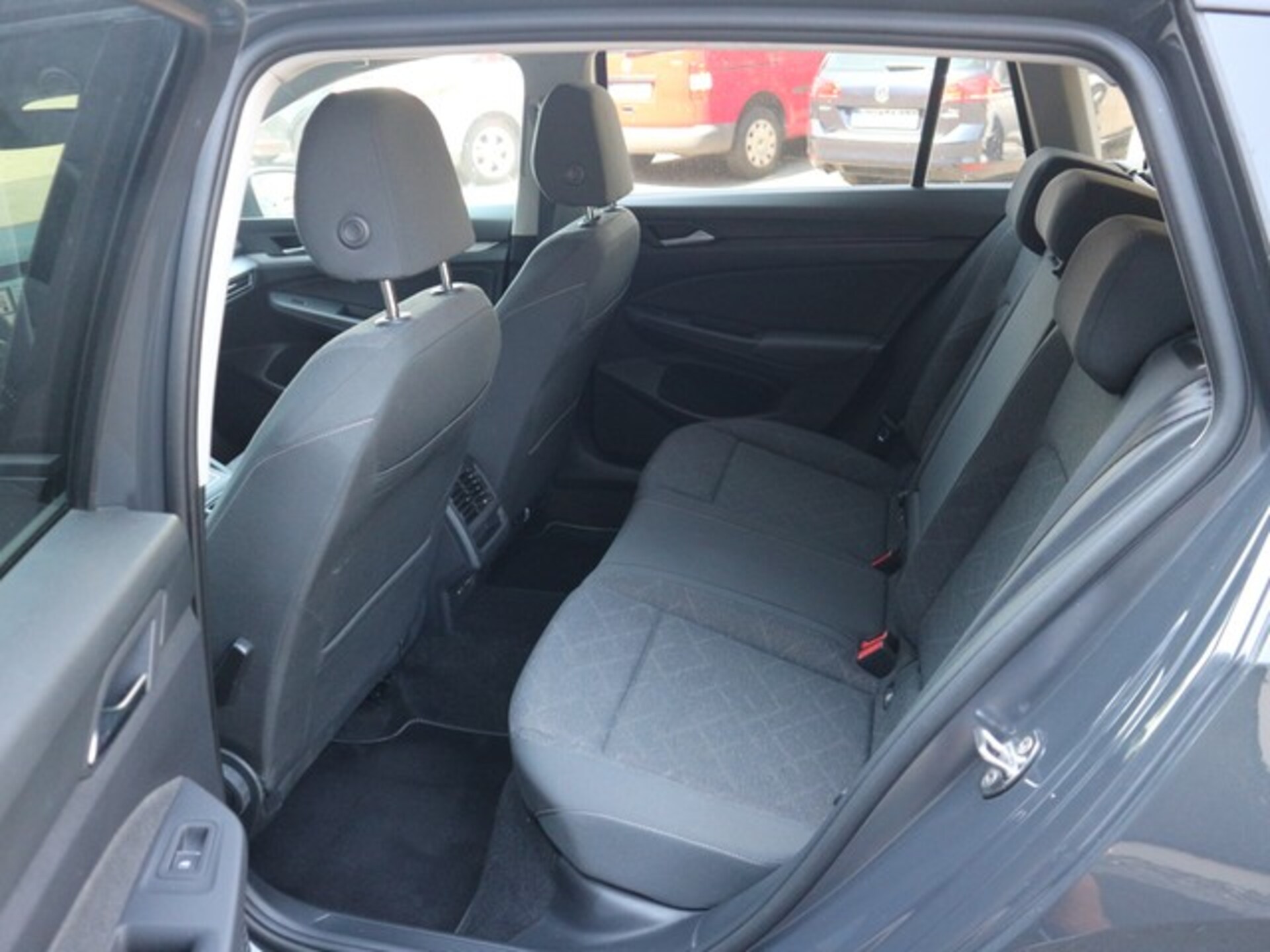 Volkswagen Golf Variant Life