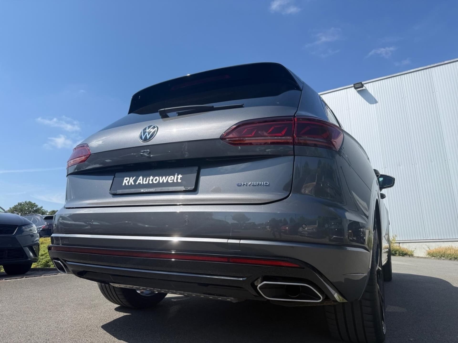 Volkswagen Touareg R