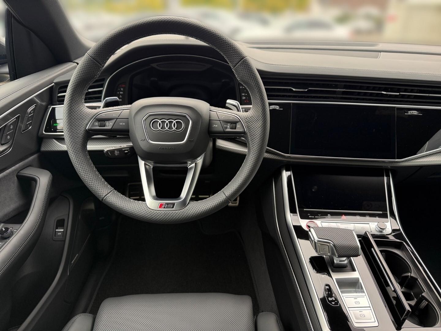 Bild über Audi RS Q8 SUV TFSI quattro 441 kW tiptronic - für weitere Informationen kontaktieren Sie den Audi Partner