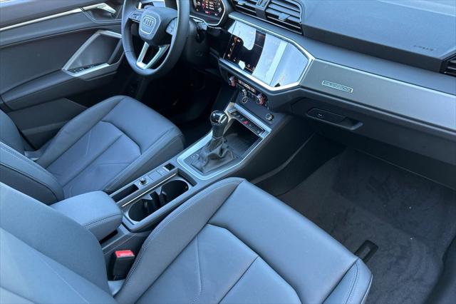 2025 Audi Q3 S Line Premium - Photo 13
