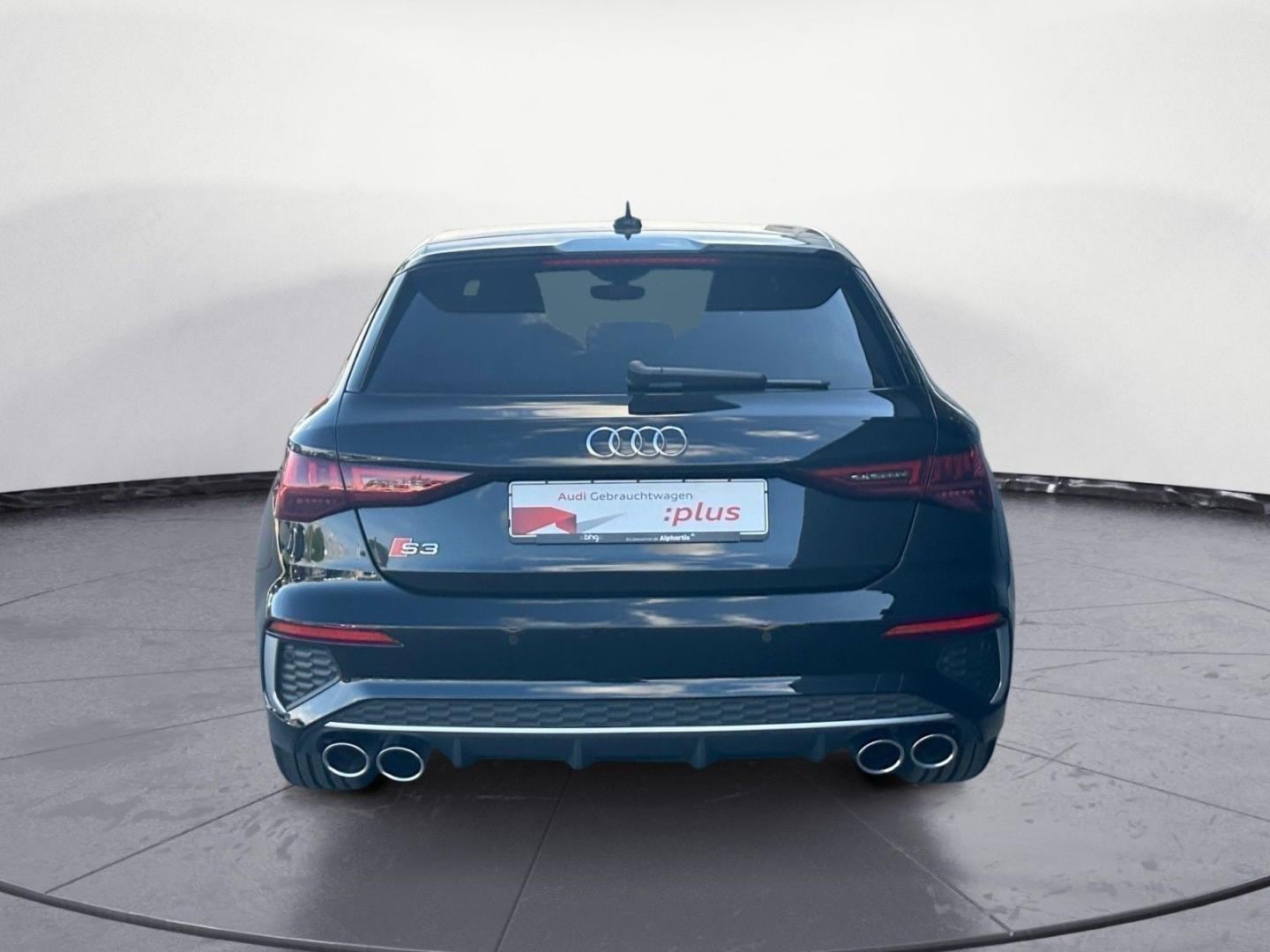 Bild über Audi S3 Sportback TFSI quattro S tronic - für weitere Informationen kontaktieren Sie den Audi Partner