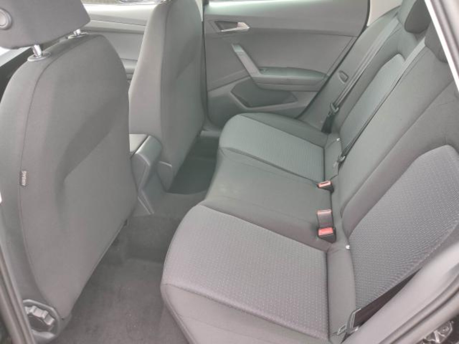 SEAT Arona – Bild 12