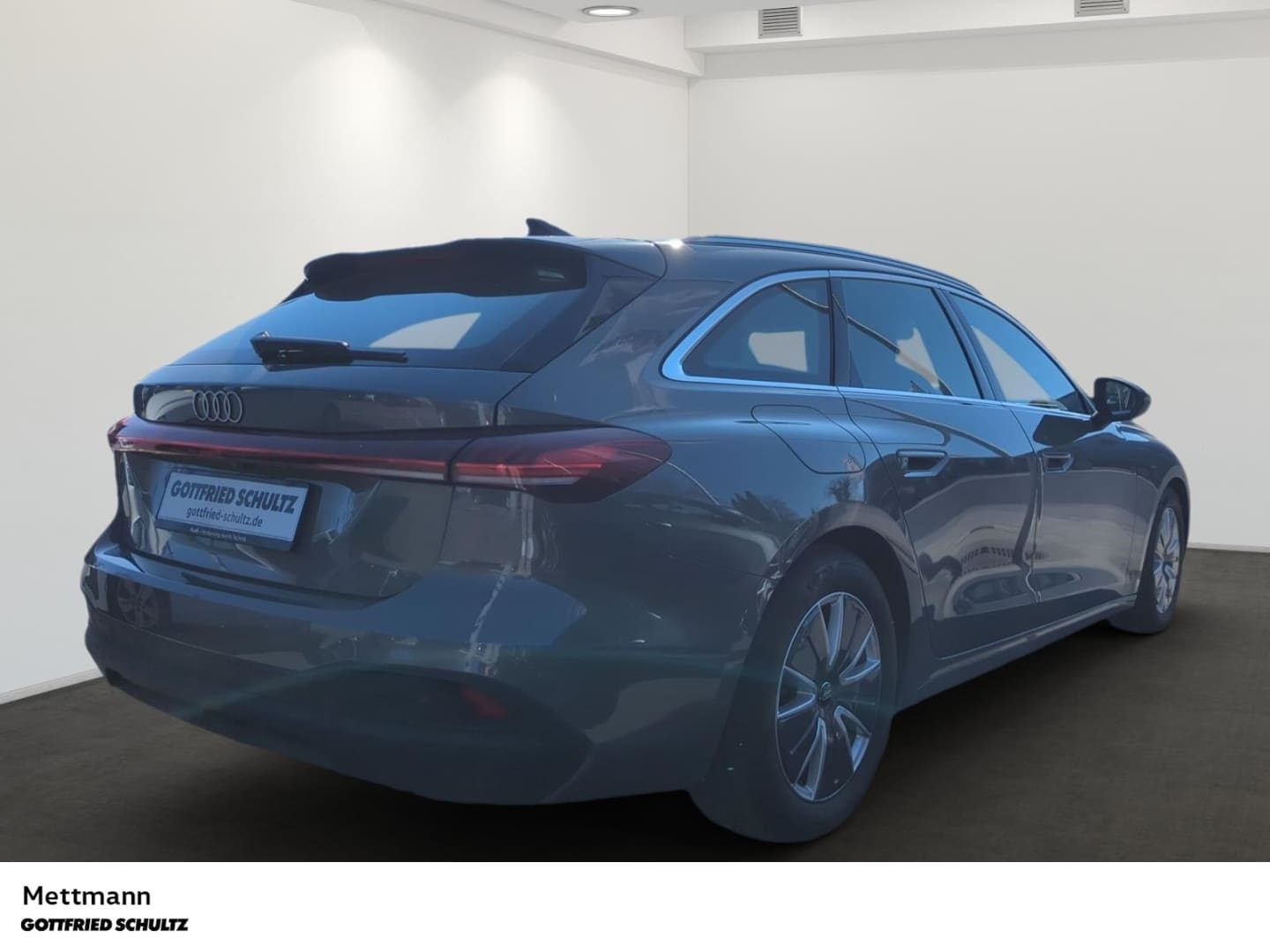 Bild über Audi A5 Avant TDI 150 kW S tronic - für weitere Informationen kontaktieren Sie den Audi Partner