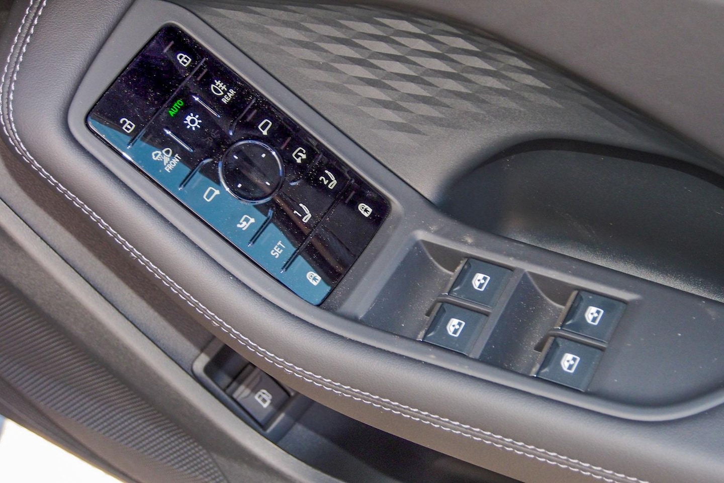 Image about Audi A5 Sedan TFSI e e-hybrid quattro 270 kW S tronic