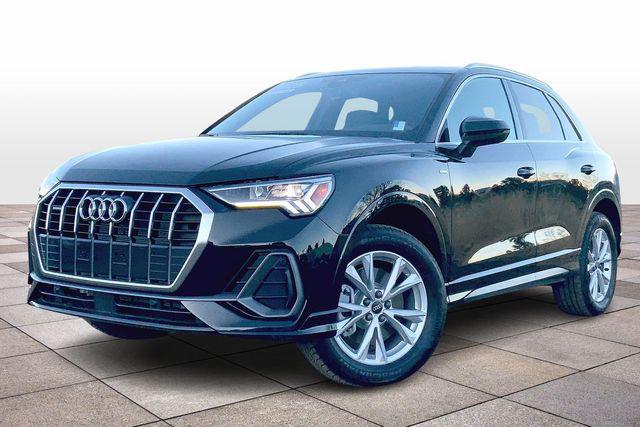 2025 Audi Q3 45 TFSI S Line Premium quattro's photo