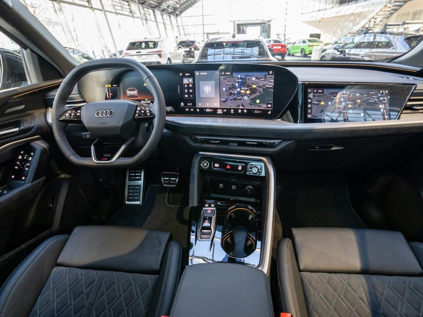 Bild über Audi Q5 SUV TDI quattro 150 kW S tronic - für weitere Informationen kontaktieren Sie den Audi Partner