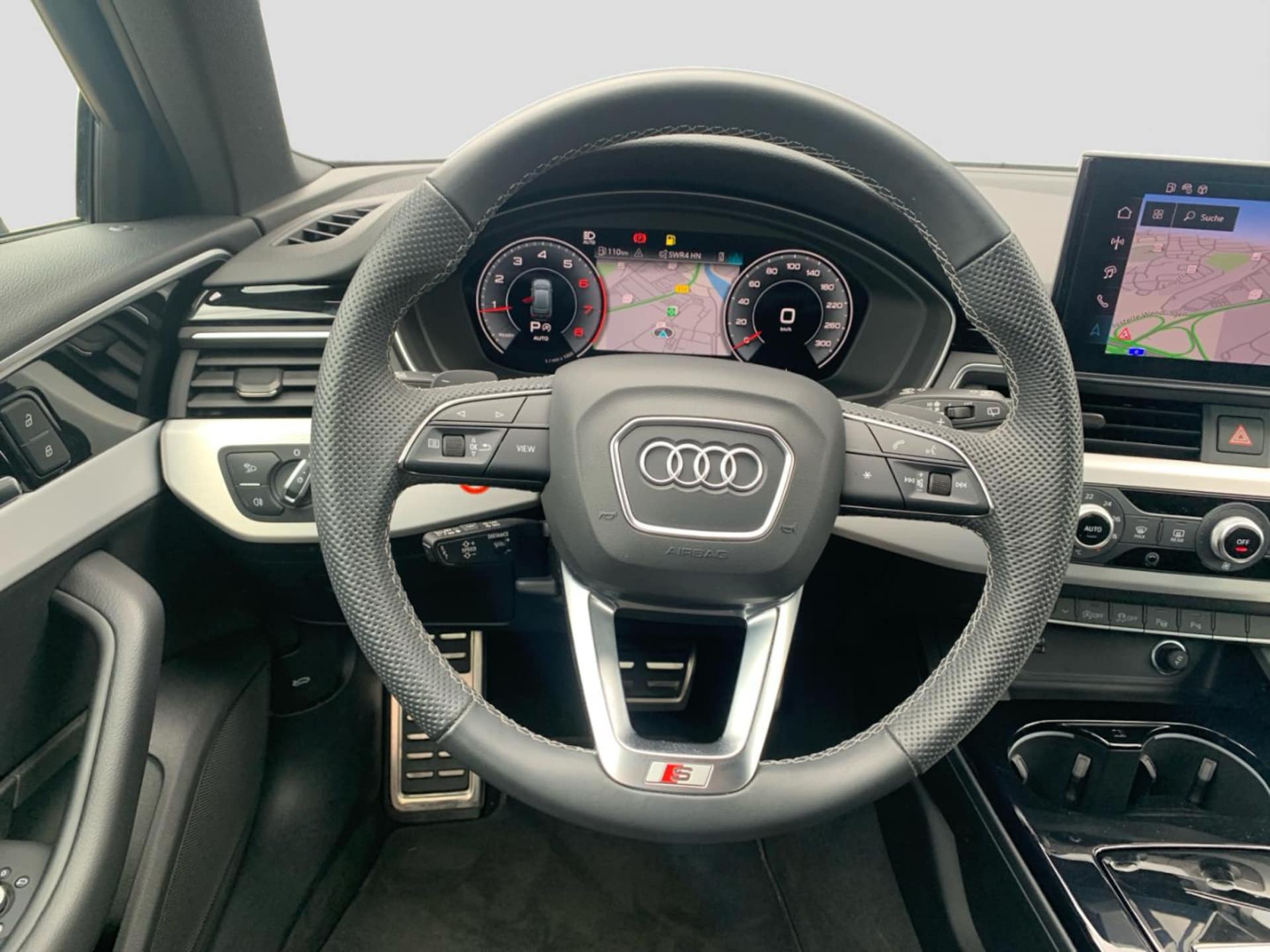 Audi A4 Avant S line