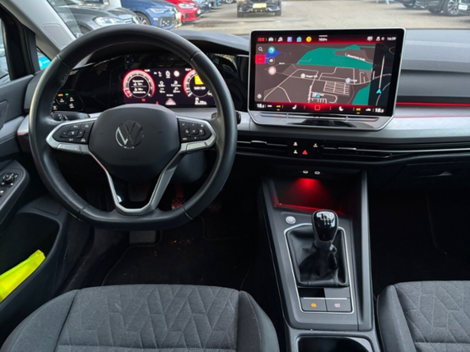 Volkswagen Golf Life