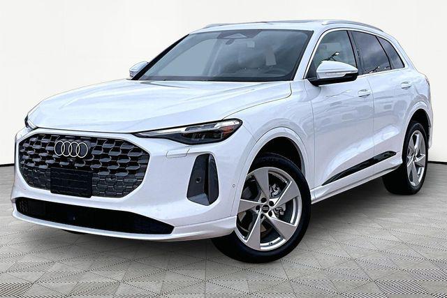 2026 Audi Q5 Premium Plus quattro's photo