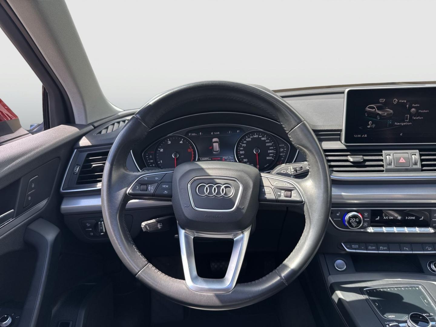 Image about Audi Q5 design 3.0 TDI quattro tiptronic
