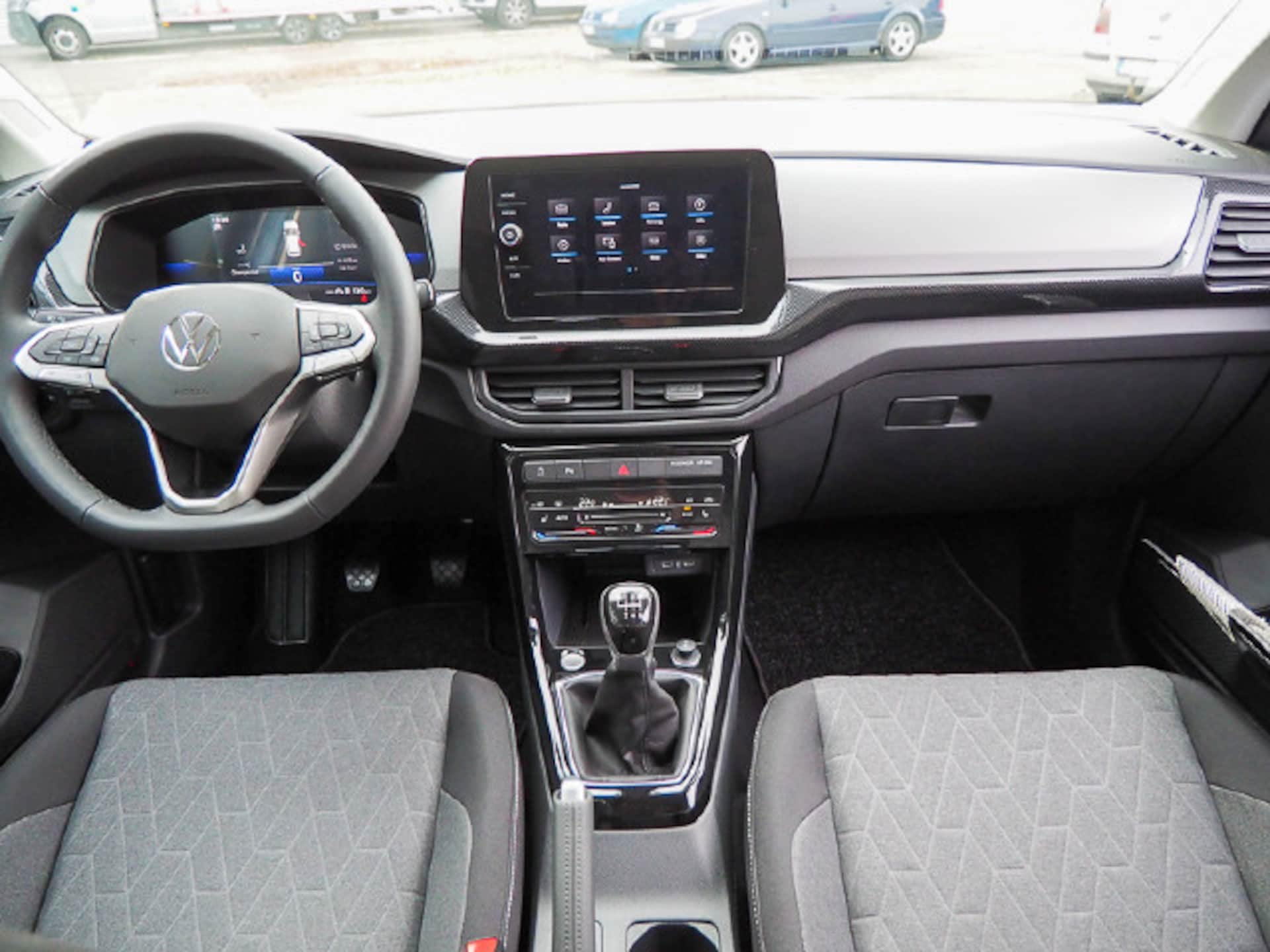 Volkswagen T-Cross Life