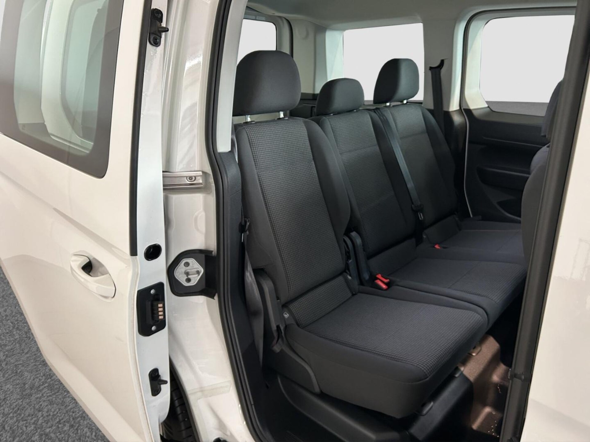 Volkswagen Caddy Basis-Modell
