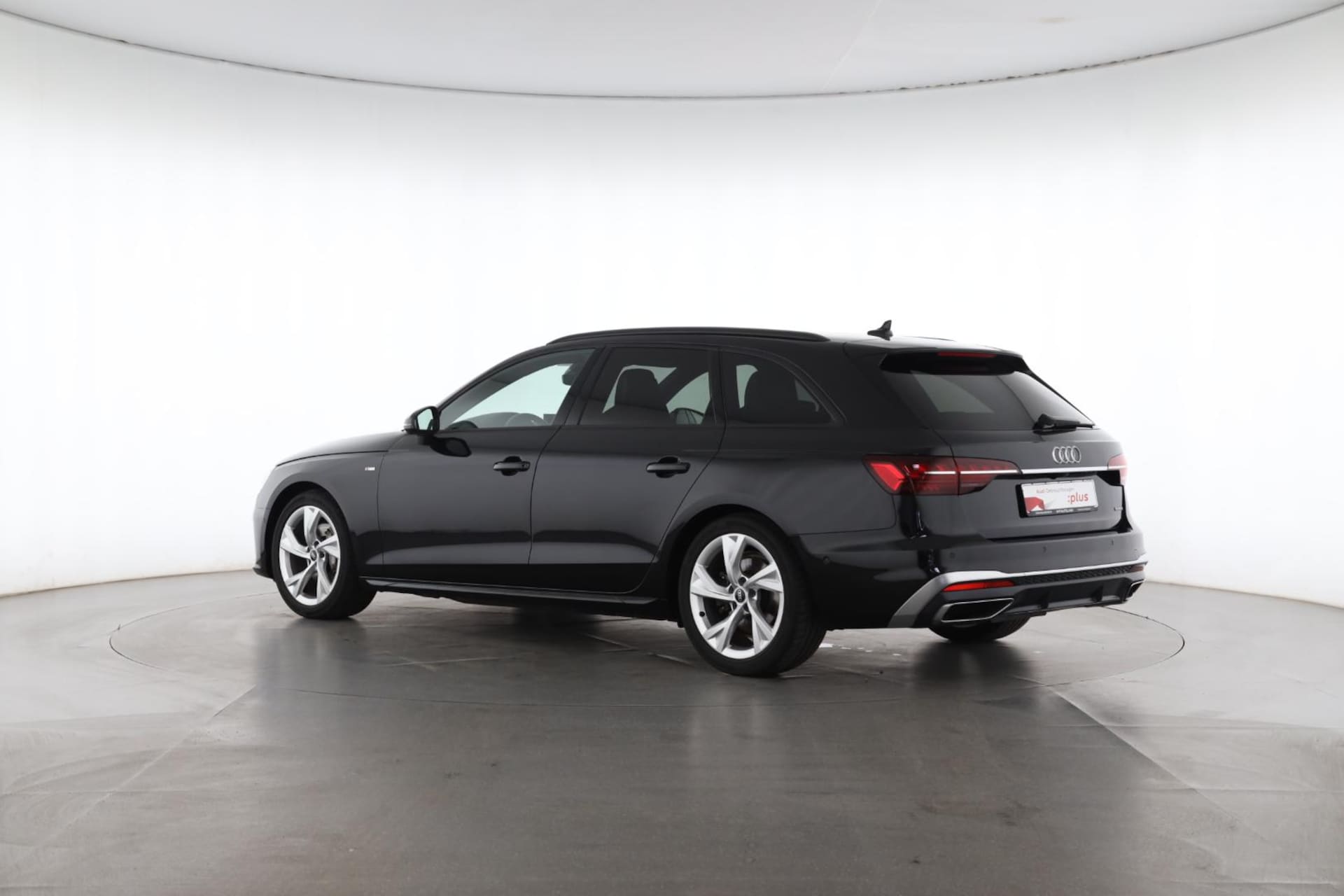 Audi A4 Avant S line
