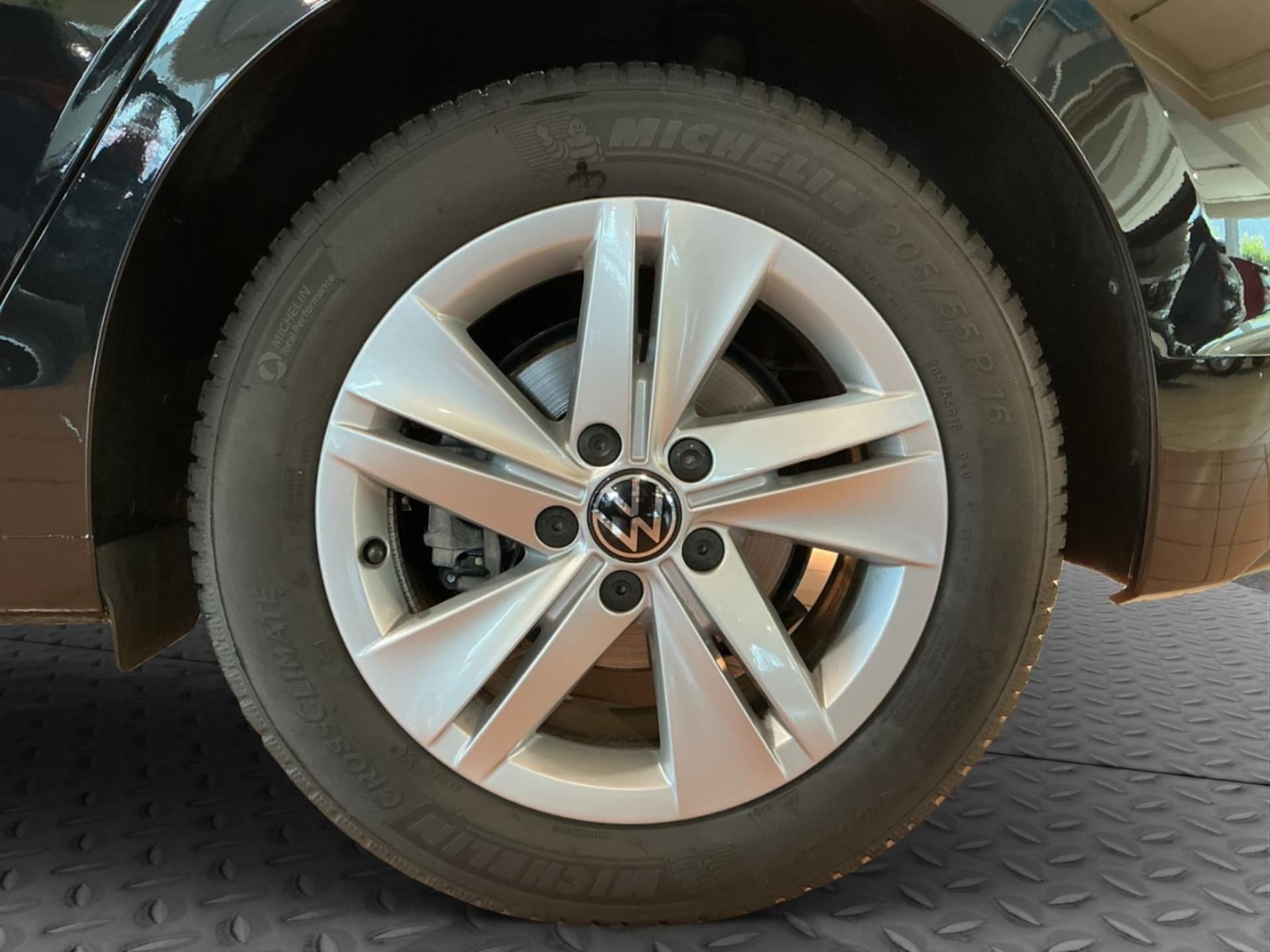 Volkswagen Golf Life