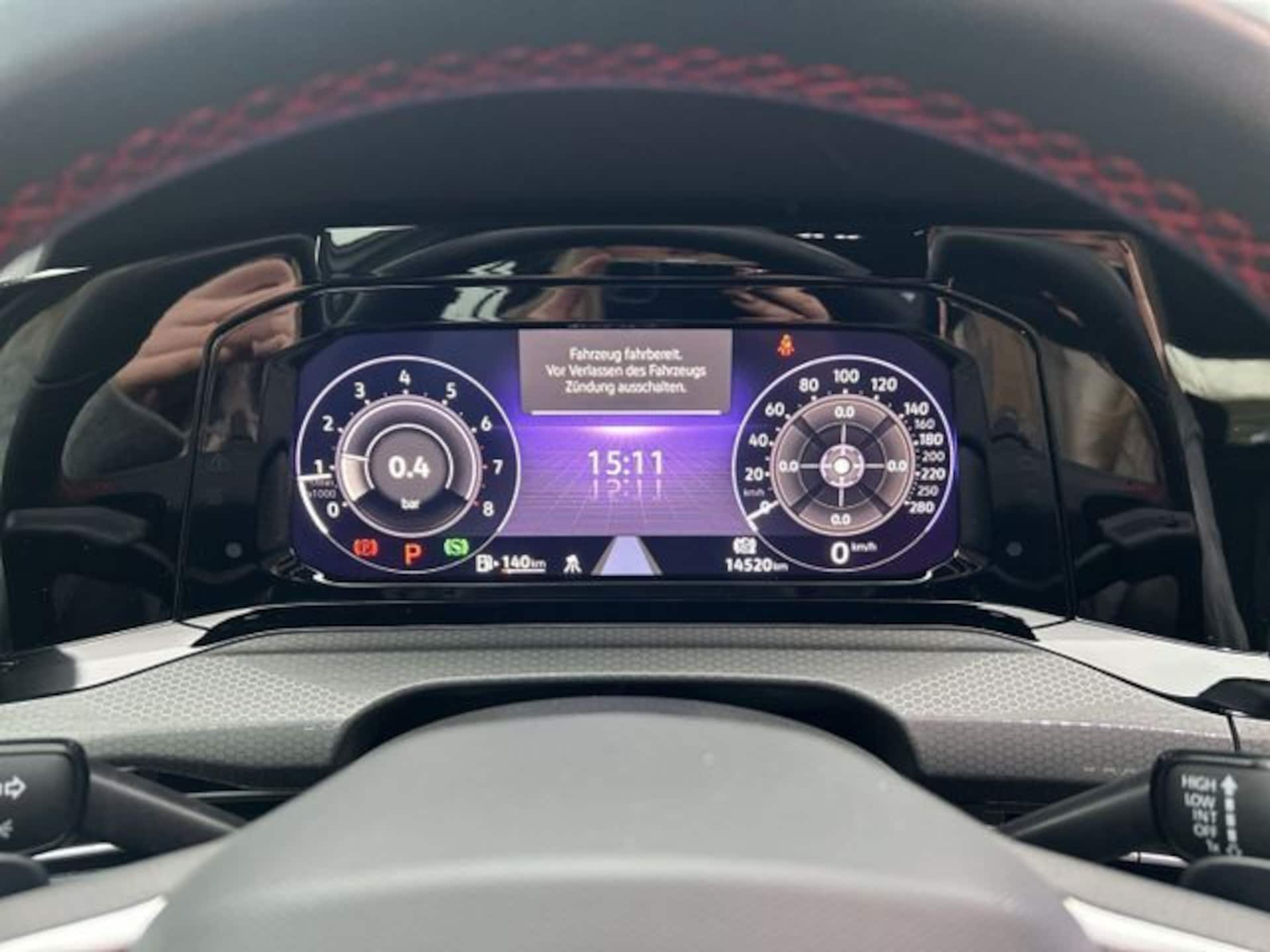 Volkswagen Golf GTI