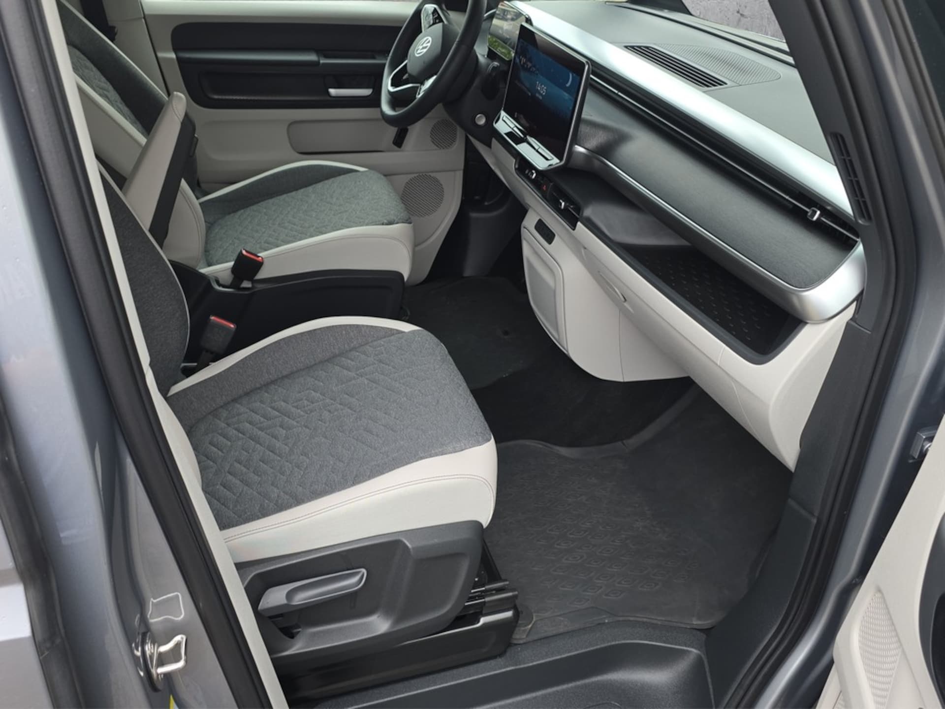 Volkswagen ID. Buzz Pure
