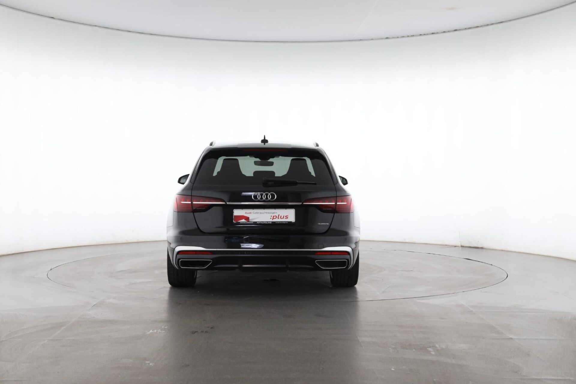 Audi A4 Avant S line