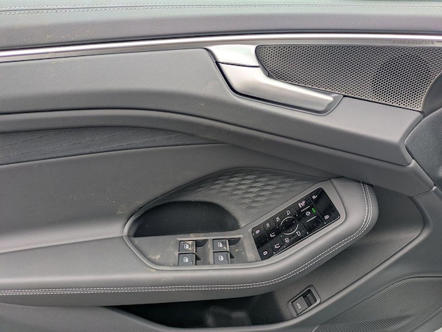 2026 Audi A6 Premium Plus - Photo 11