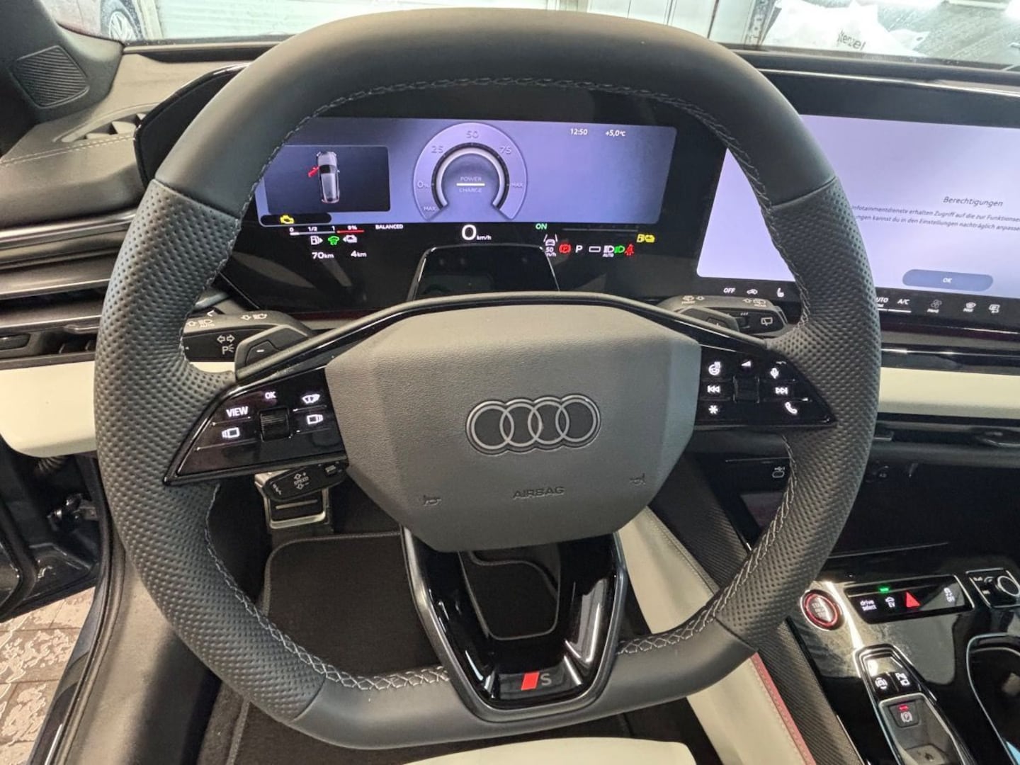 Bild über Audi A5 Avant e-hybrid e-hybrid quattro 270 kW S tronic - für weitere Informationen kontaktieren Sie den Audi Partner