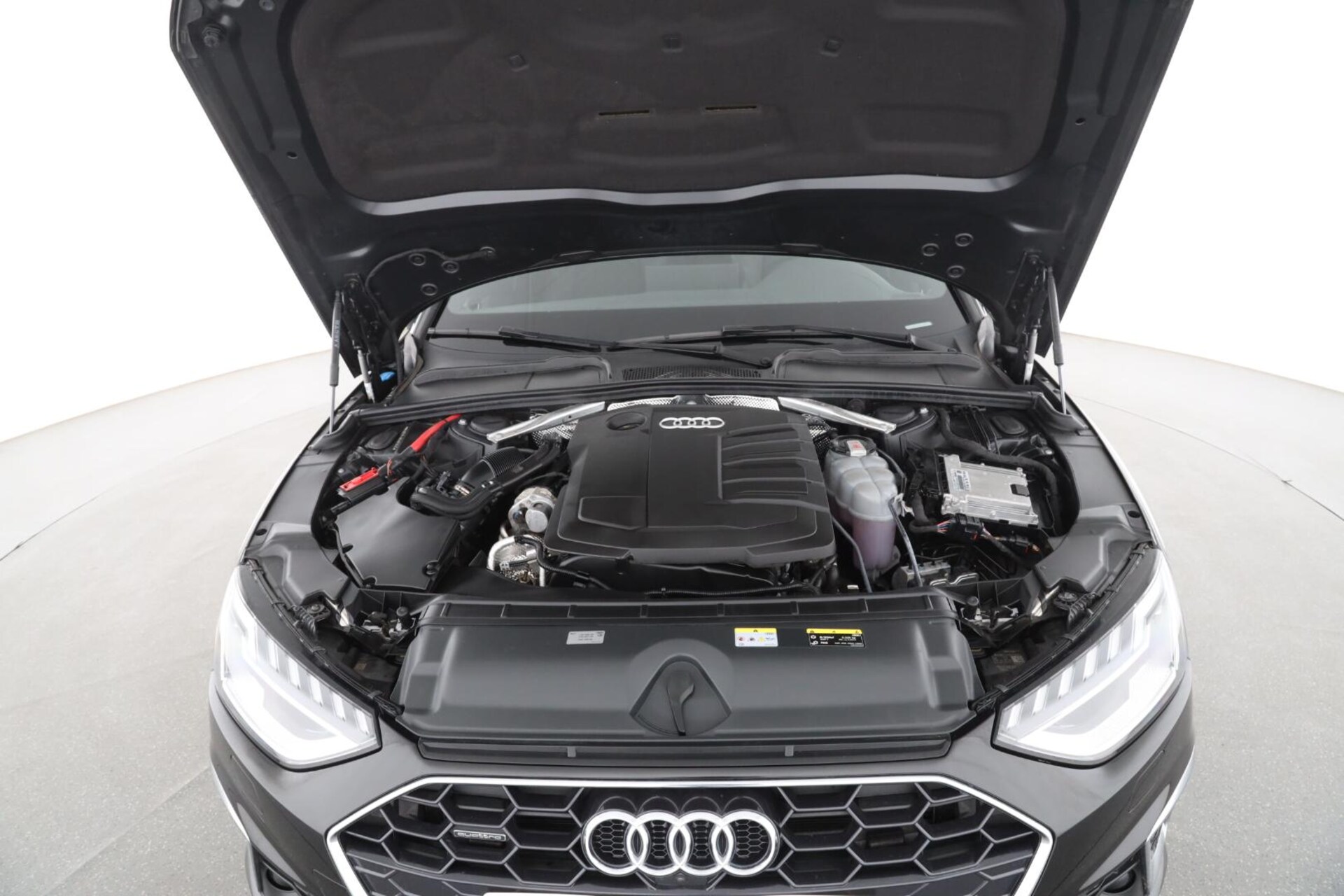 Audi A4 Avant S line