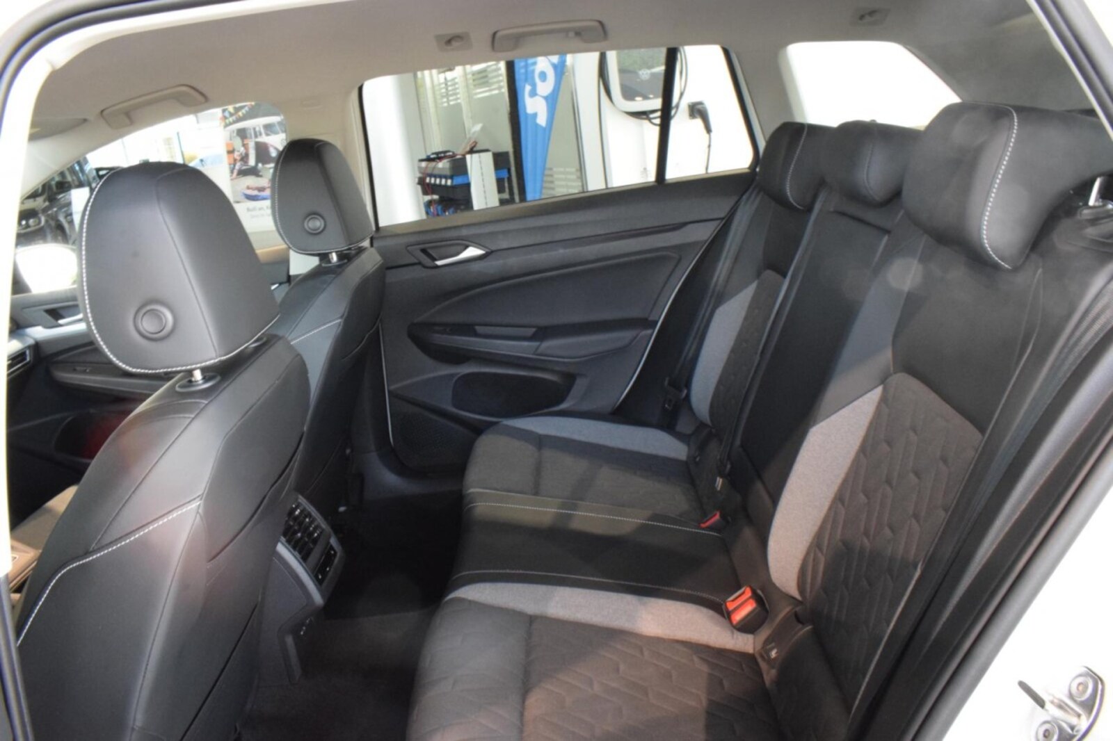 Volkswagen Golf Variant – Bild 14