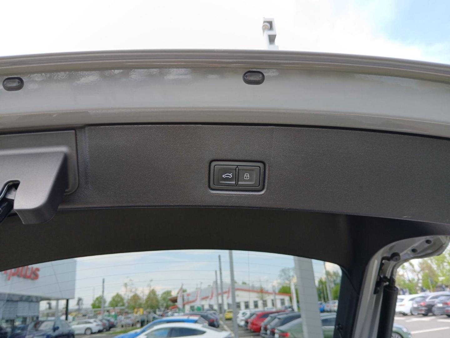 Image about Audi Q4 Sportback e-tron 40 e-tron