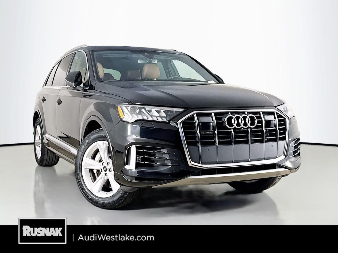 2023 Audi Q7 55 Premium quattro Tiptronic's photo
