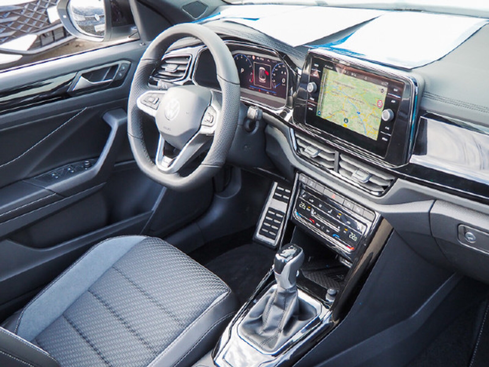 Volkswagen T-Roc Cabriolet – Bild 7