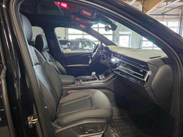 2026 Audi Q7 Premium - Photo 10
