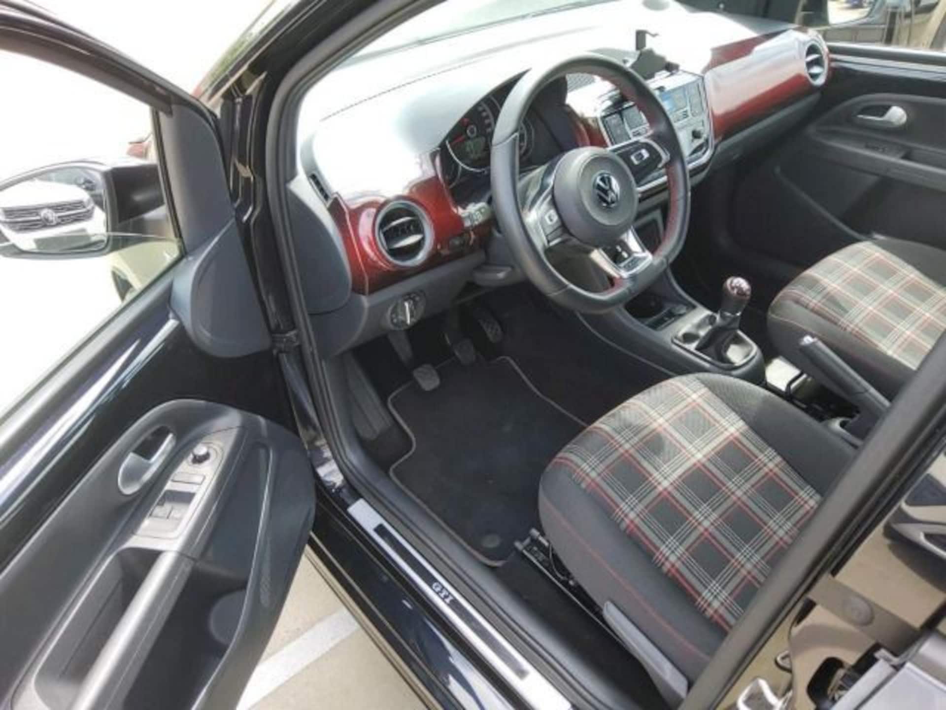 Volkswagen up! GTI