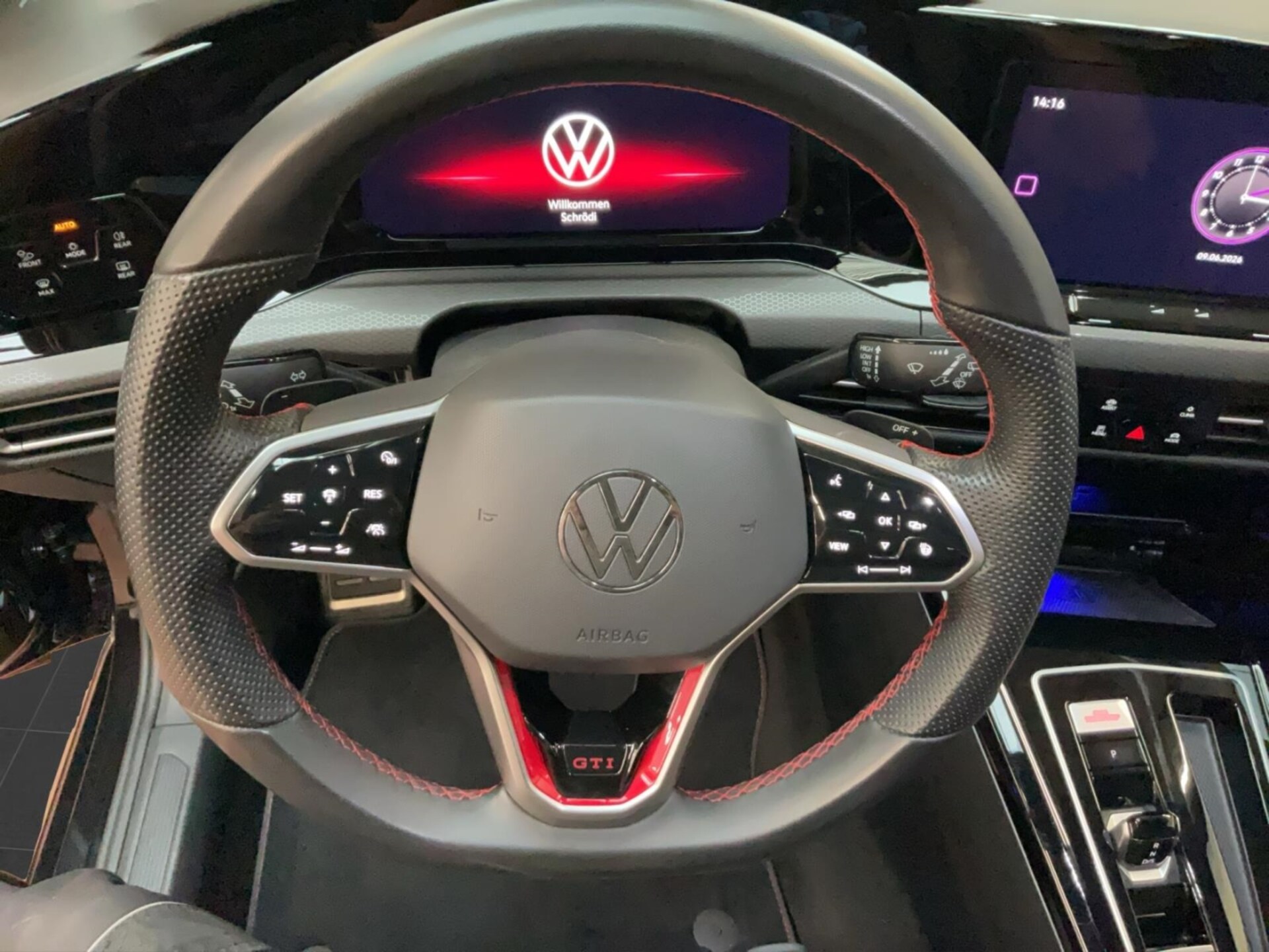 Volkswagen Golf GTI