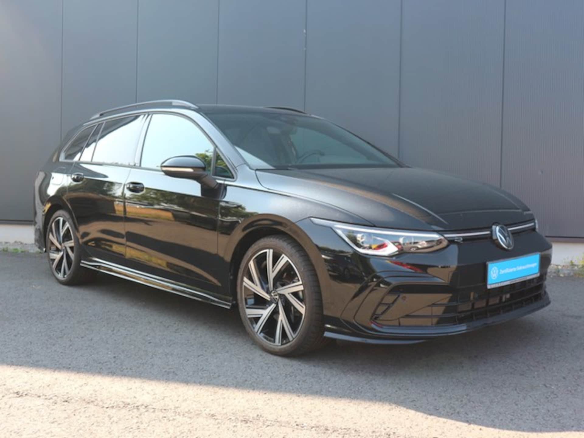 Volkswagen Golf Variant R-Line