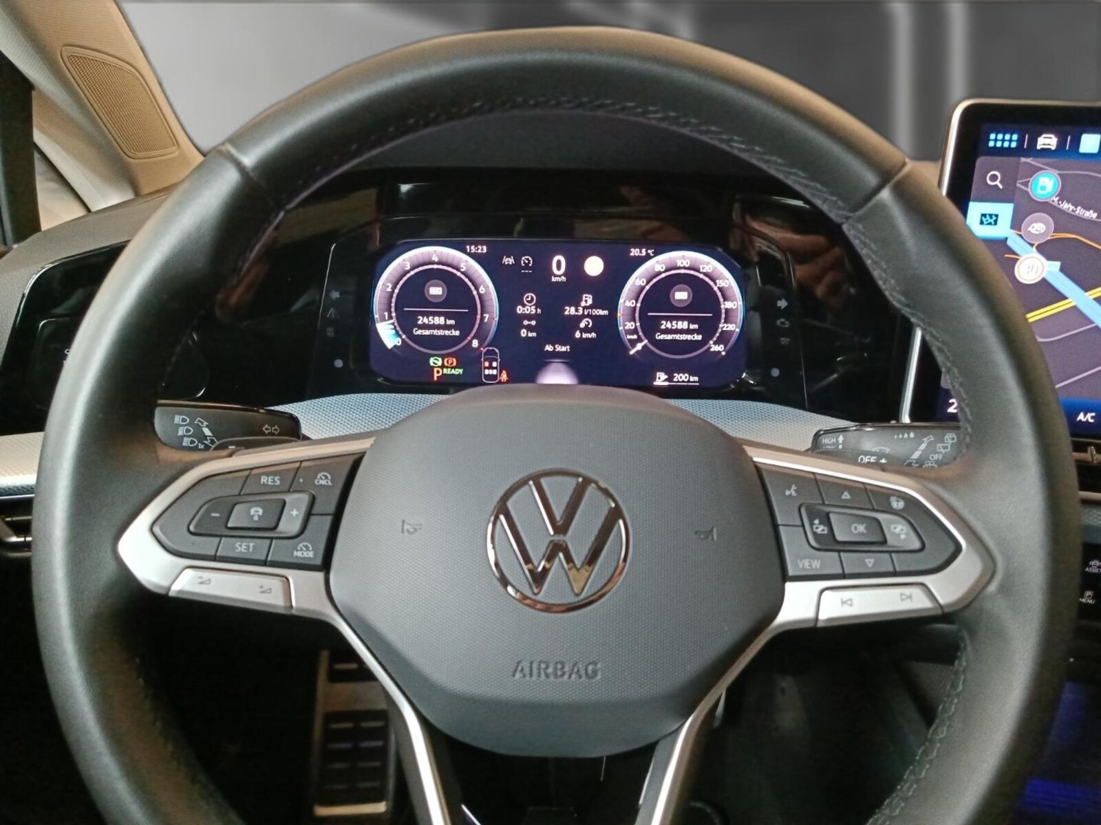 Volkswagen Golf Variant – Bild 13