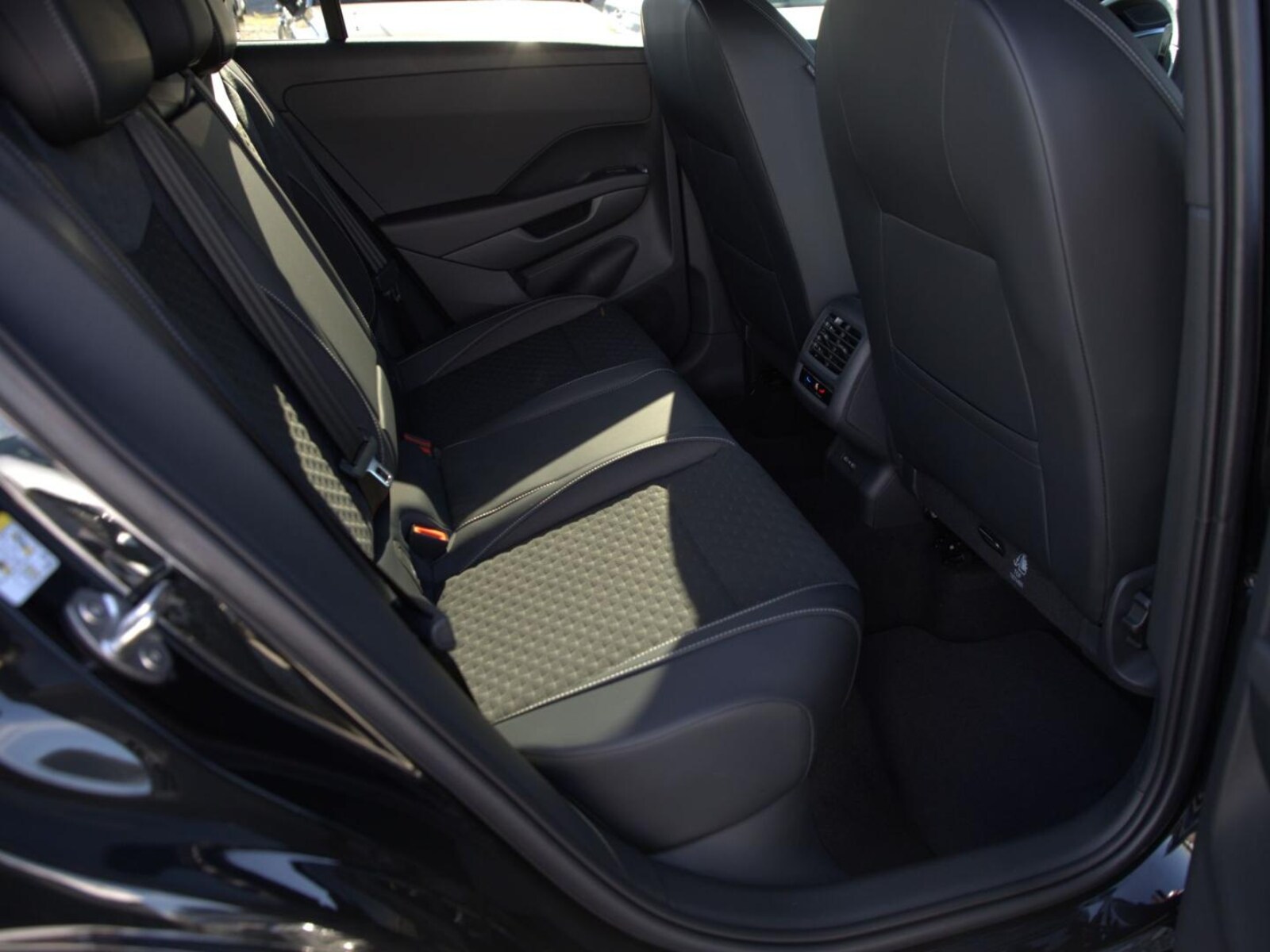 Volkswagen T-Roc – Bild 22