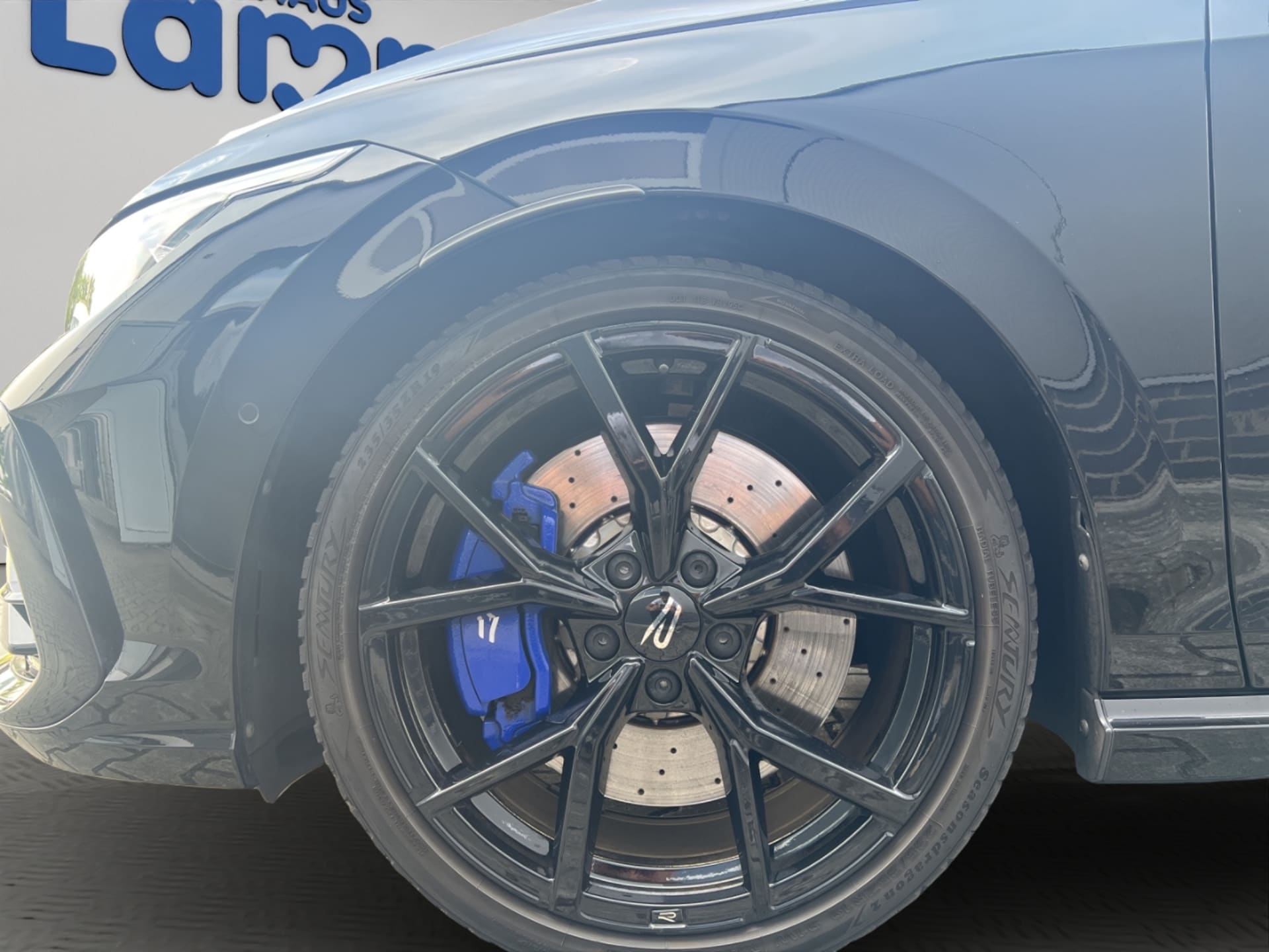 Volkswagen Golf R