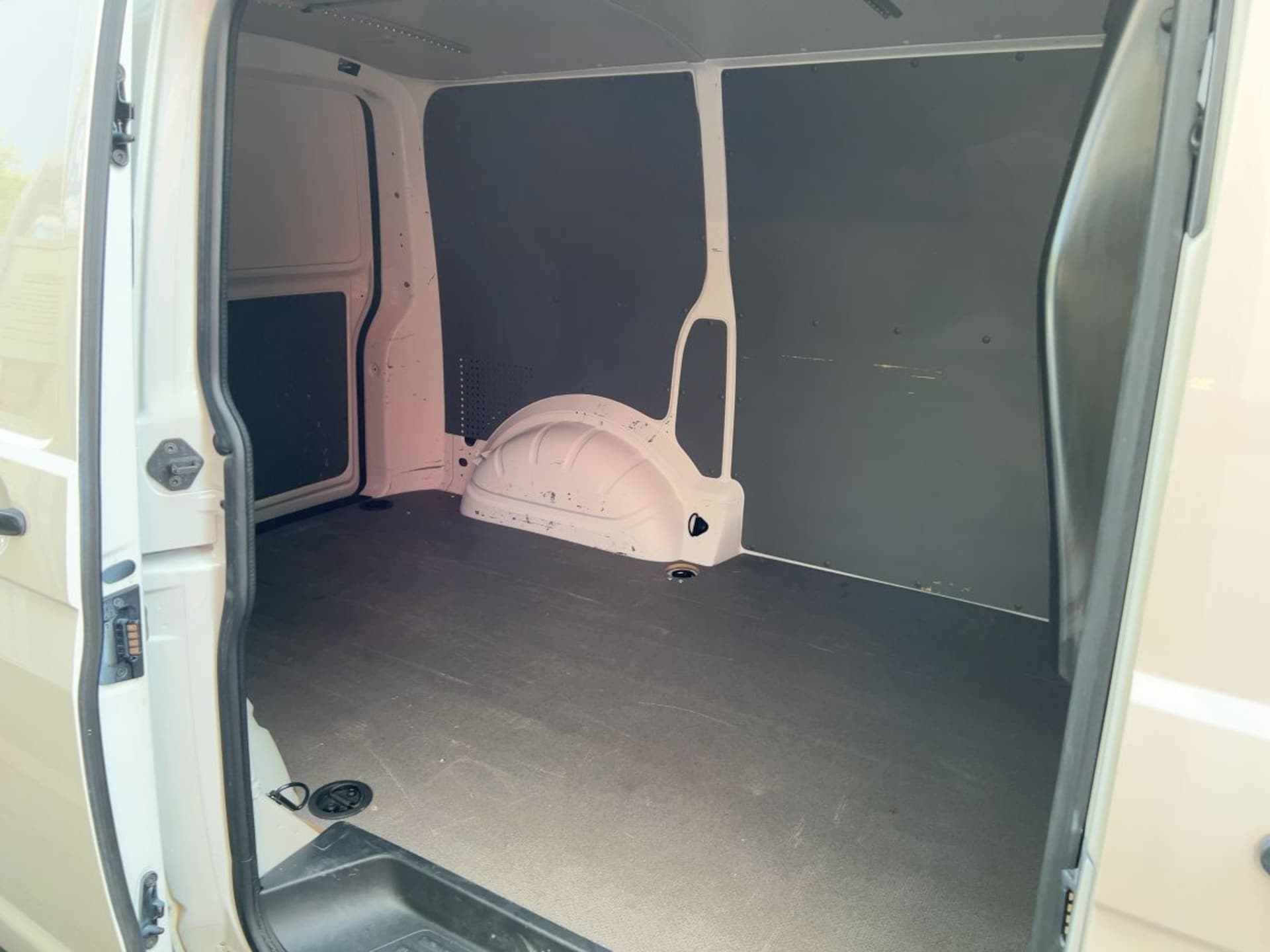 Volkswagen T6.1 Transporter Kasten kurzer Radstand