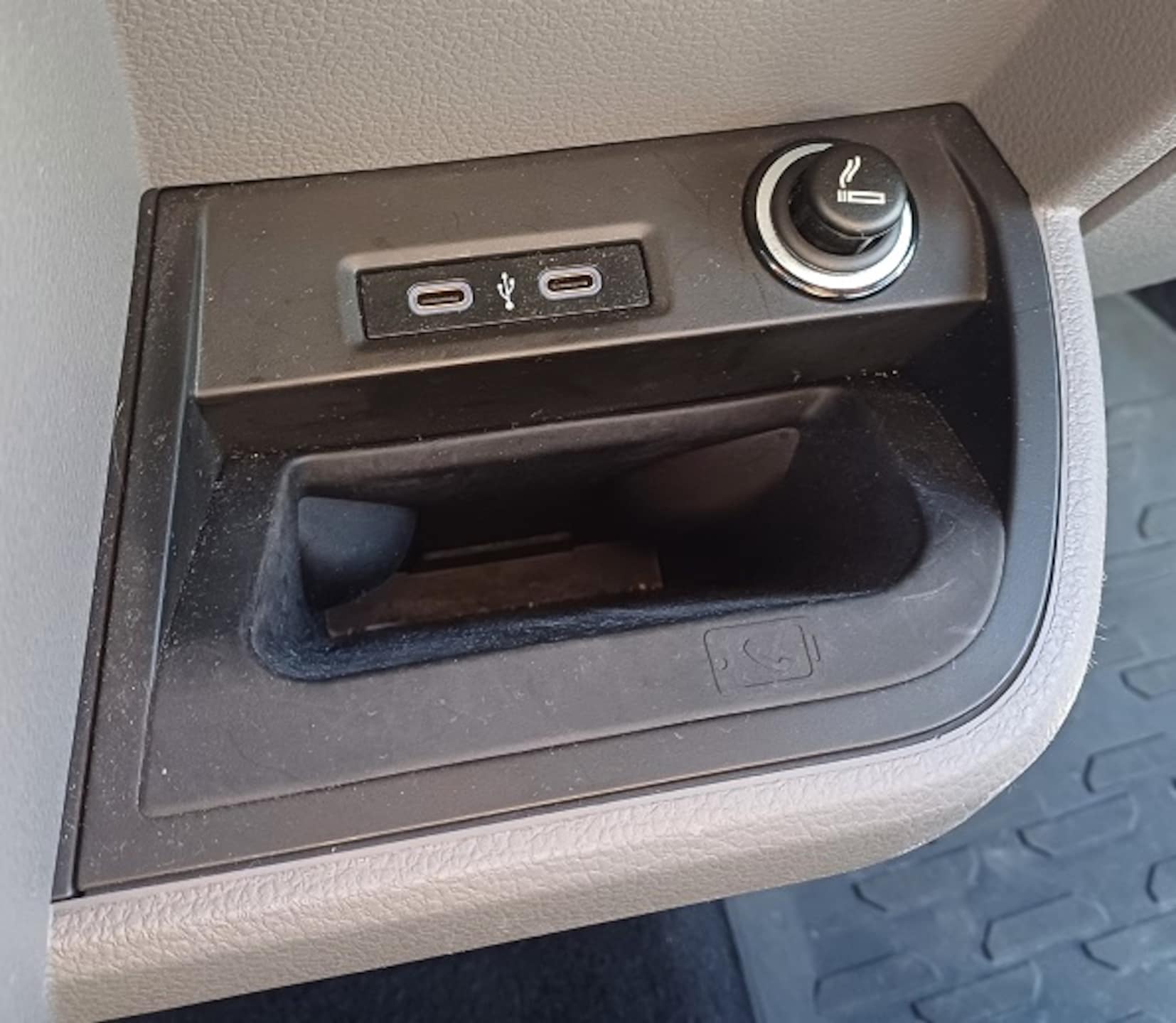 Volkswagen T6.1 Caravelle kurzer Radstand Comfortline