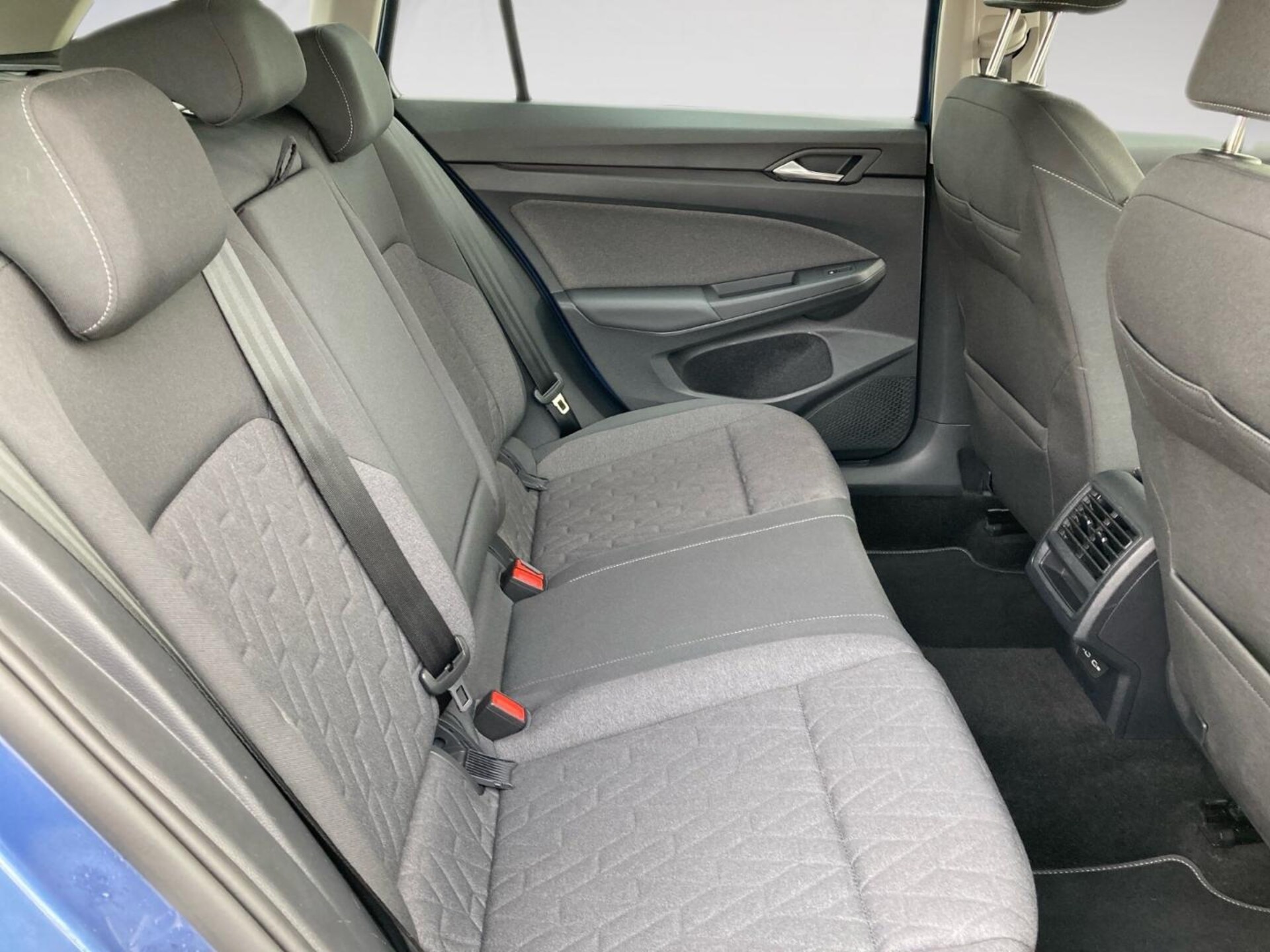 Volkswagen Golf Variant Life