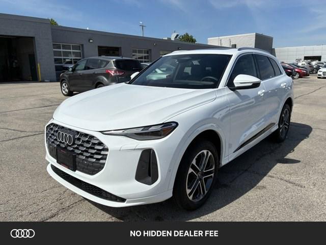 2025 Audi Q5 40 Premium's photo