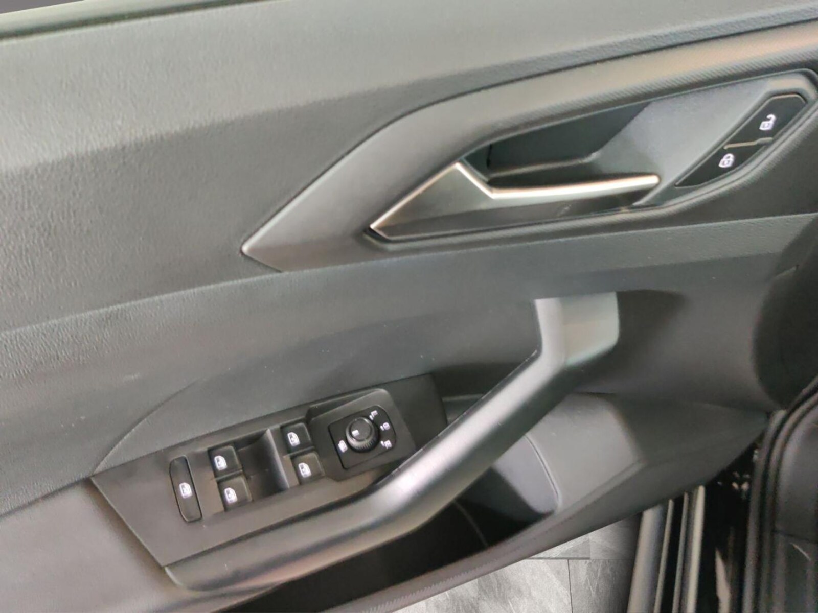 Volkswagen T-Cross – Bild 10