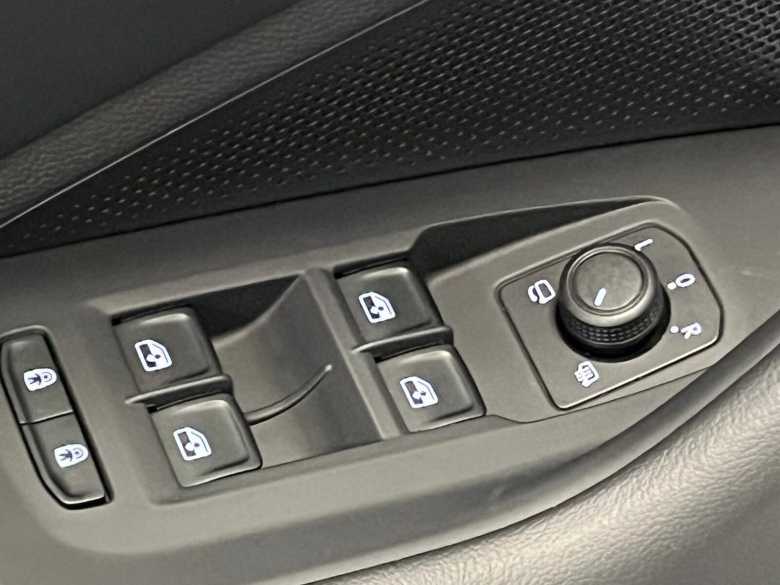 Volkswagen Passat – Bild 16