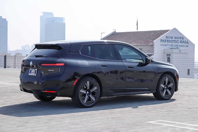 2024 BMW iX