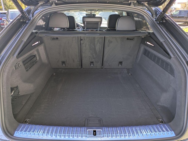 2026 Audi Q8 Premium Plus - Photo 17