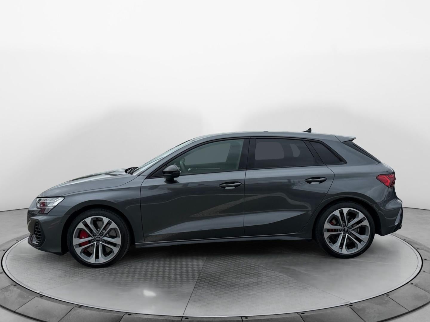 Bild über Audi S3 Sportback TFSI quattro S tronic - für weitere Informationen kontaktieren Sie den Audi Partner