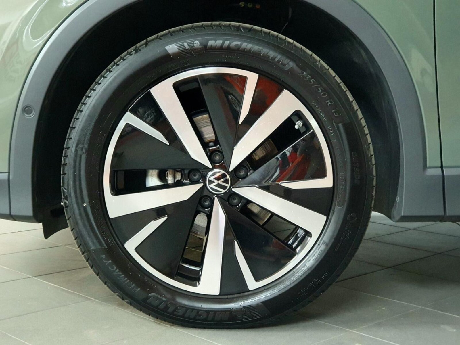 Volkswagen Tiguan – Bild 6