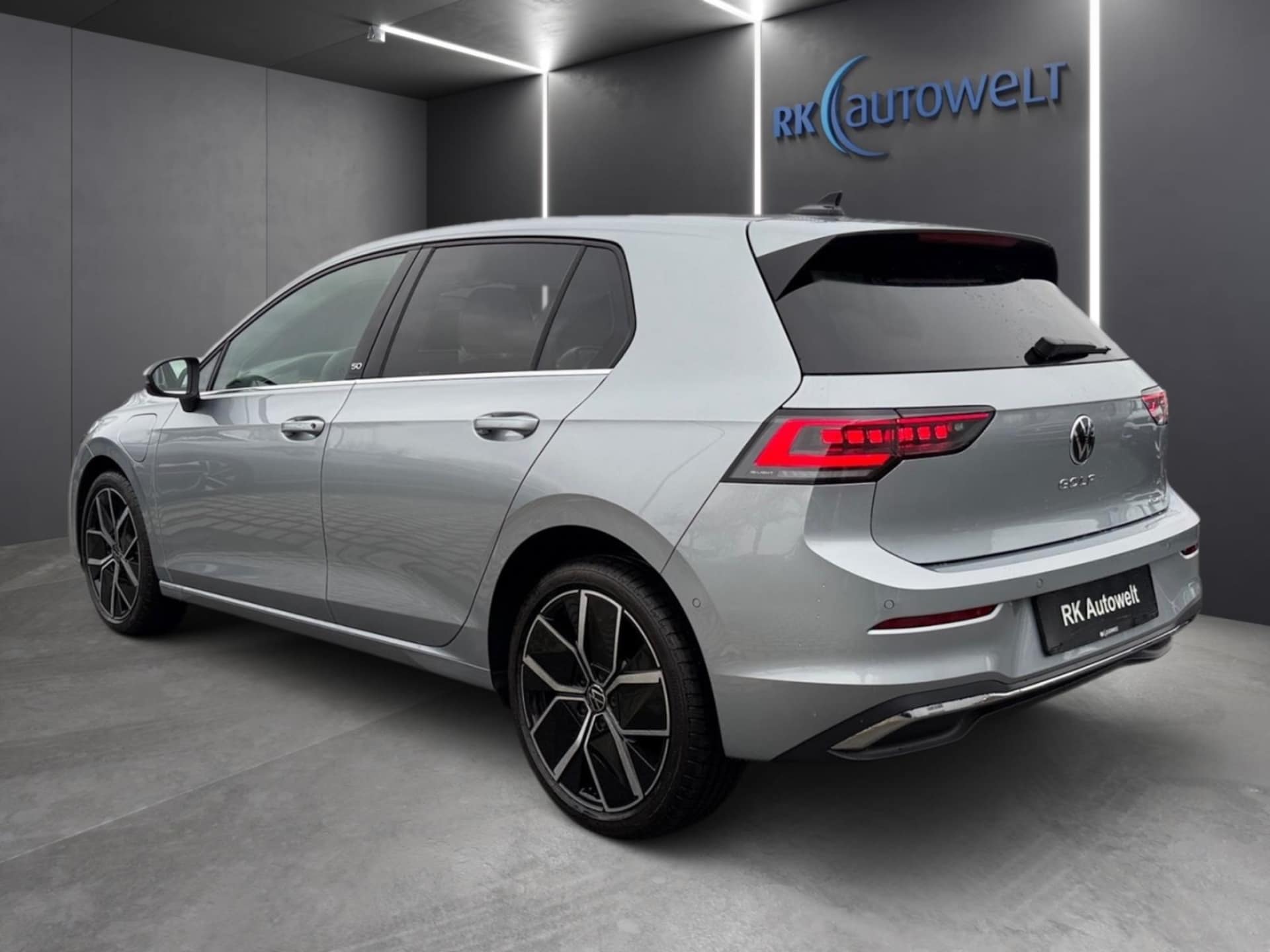 Volkswagen Golf Style