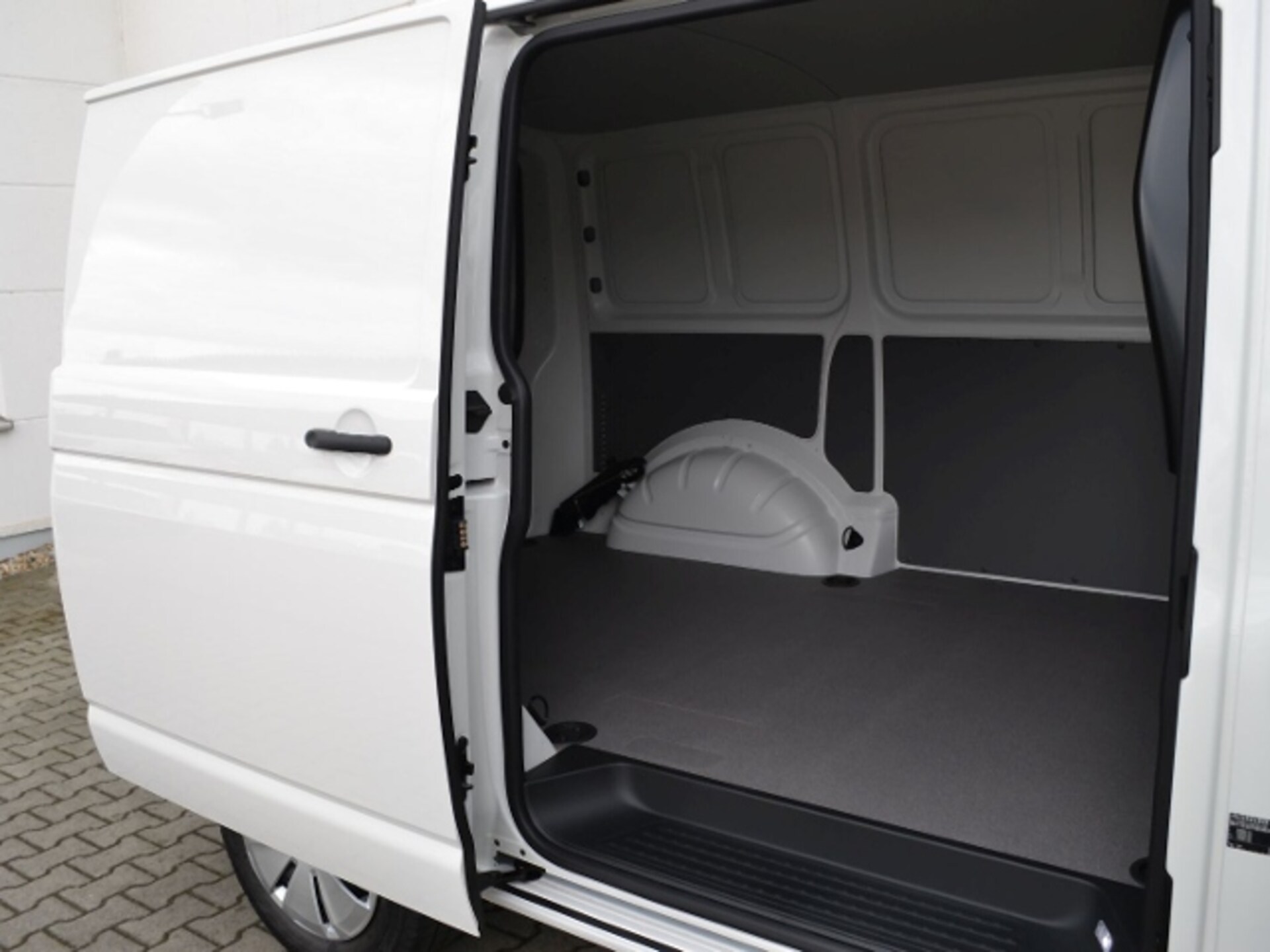Volkswagen T6.1 Transporter Kasten kurzer Radstand
